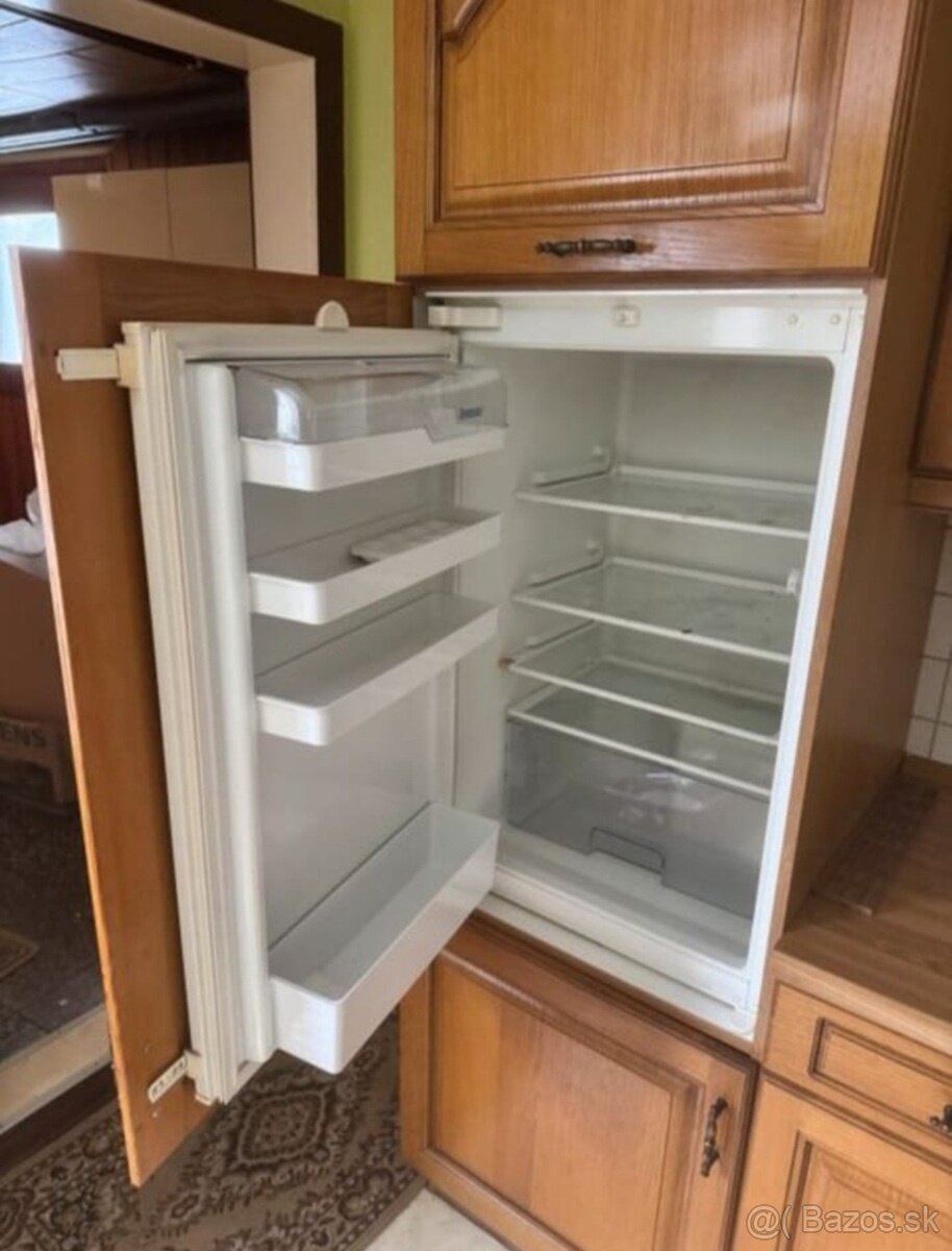 Rustikální kuchyňská linka dub masiv se spotřebiči,5585 - 5