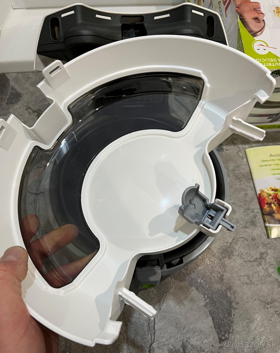 Tefal FZ 706017 ActiFry teplovzdušná fritéza - 5