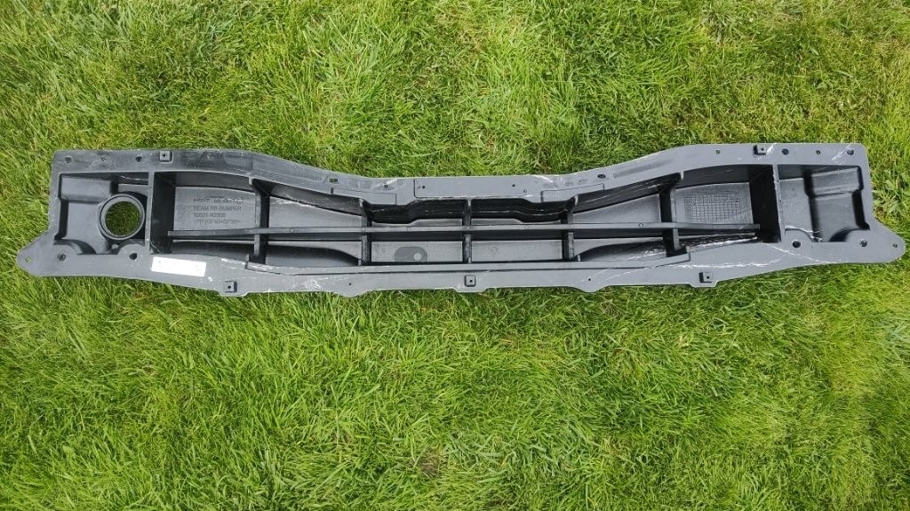 Kia Sportage 5 V a Kia Rio 4 IV - vystuha naraznik luk - 5