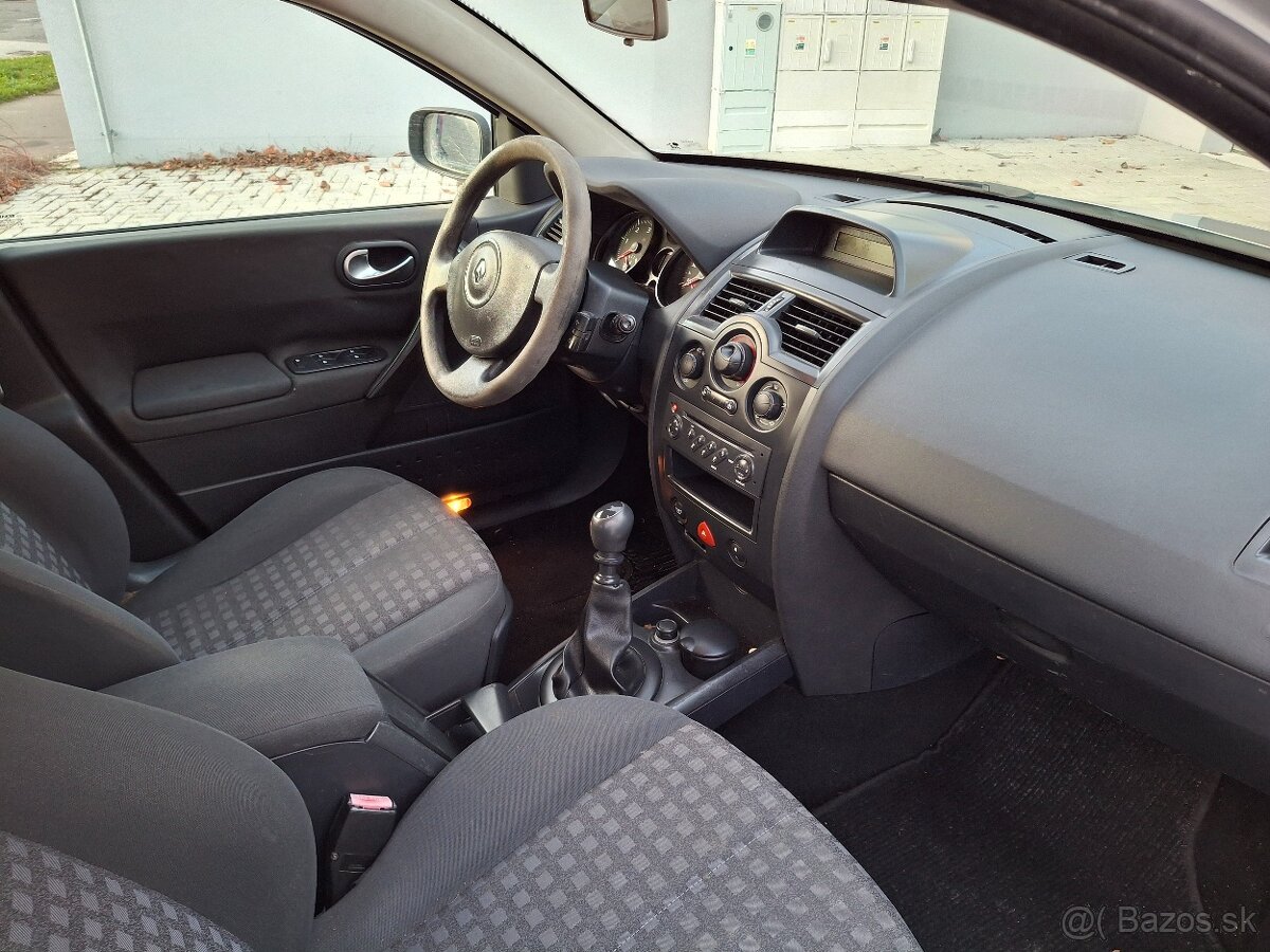 Predám Renault Megane 1.5 DCI diesel 78kw rok 2007 - 5