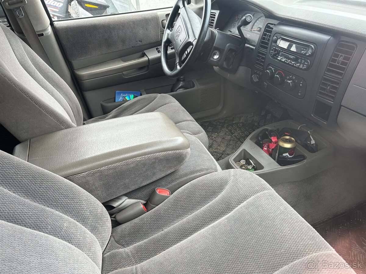 pick up dodge dakota 5.9 V8 benzín automat 4x4