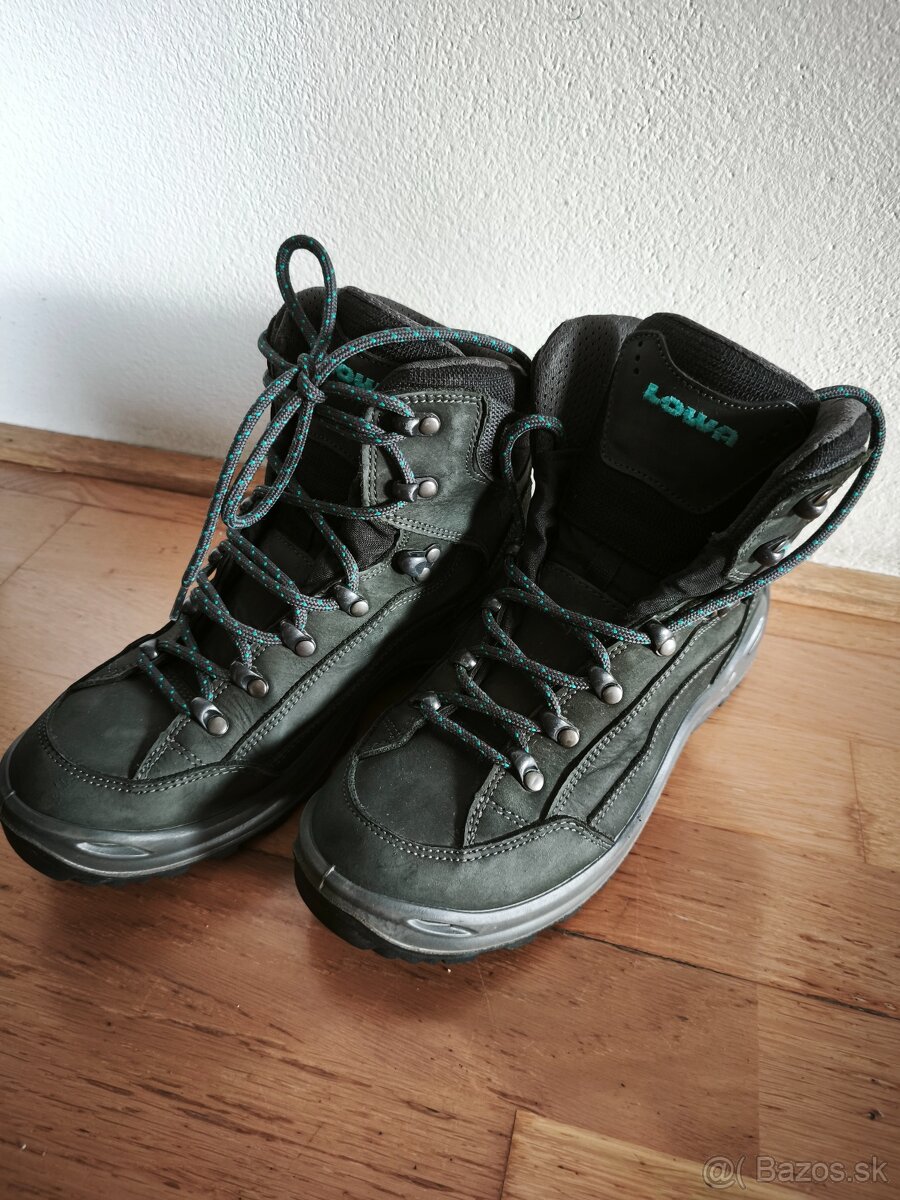 Predám turistické topánky Lowa - 5