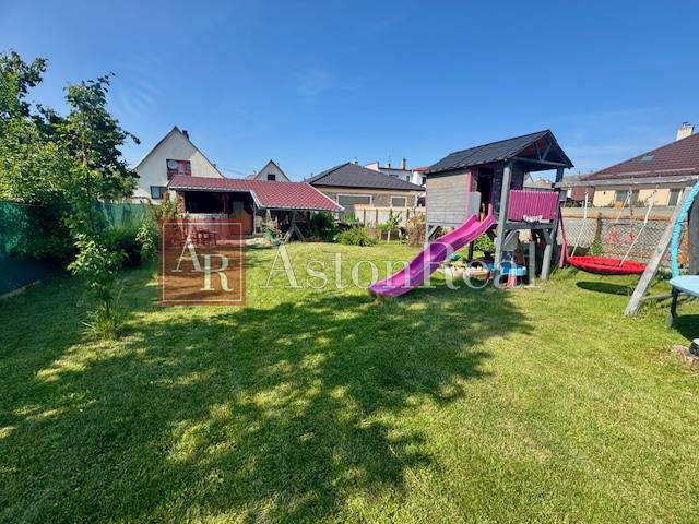 Exkluzívne 5-izbový Rodinný Dom - HORNÉ KOČKOVCE / Púchov - 5