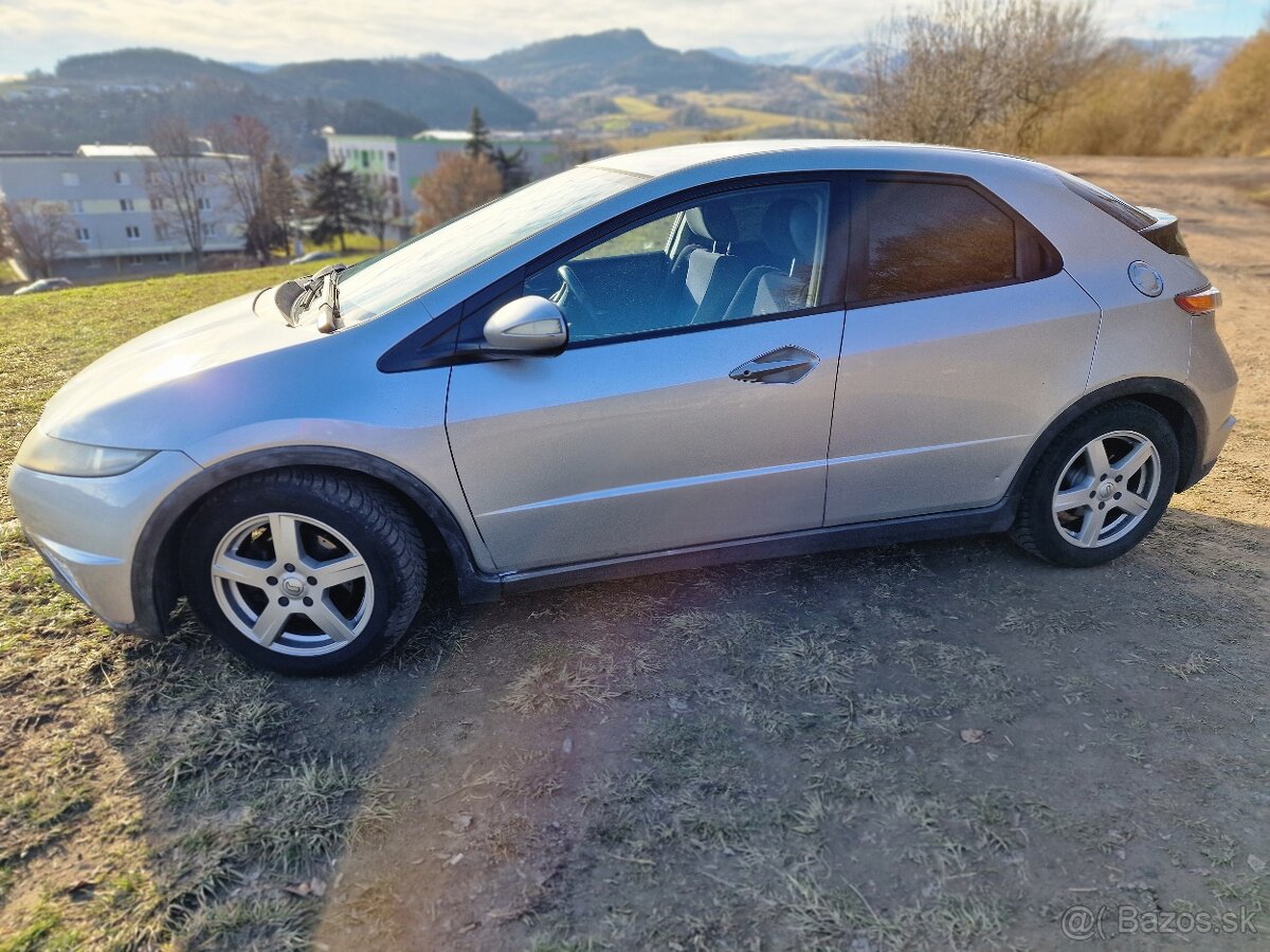 Honda civic 1.8i vtec 8g - 5