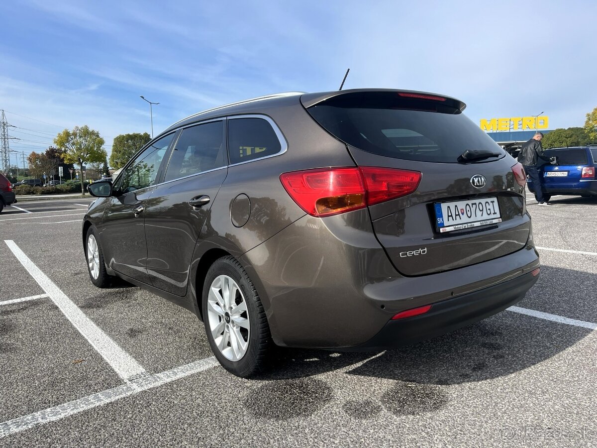 Kia Ceed SW 1.6 GDI AT 141tis.km - 5