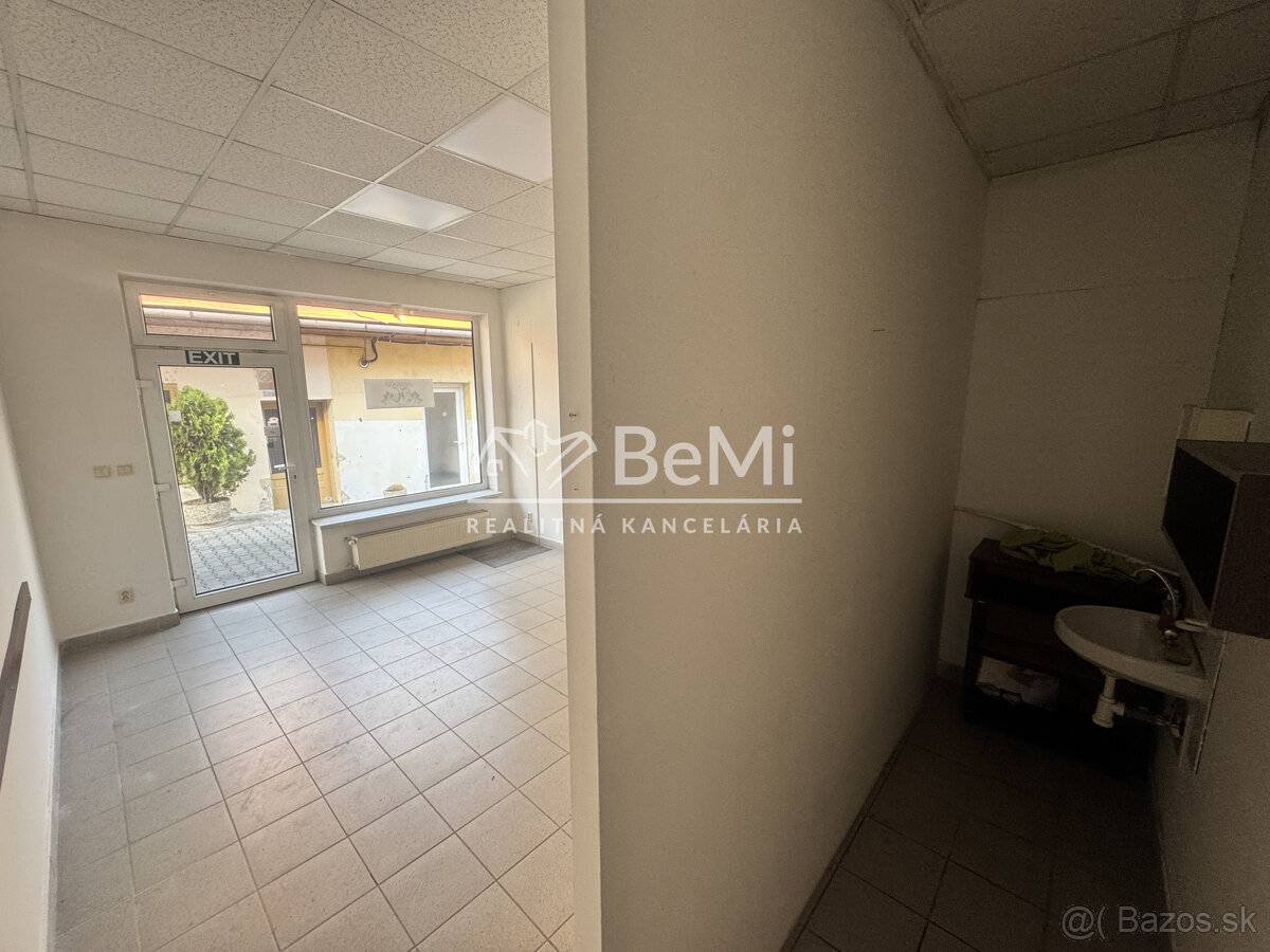 NA PRENÁJOM – obchodné priestory 24m2, Nitra – centrum - 5