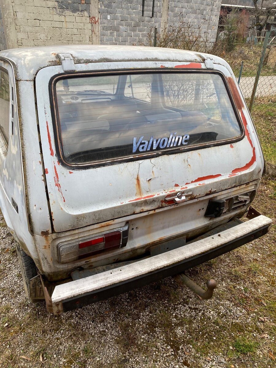 Lada Niva 1.6 - 5