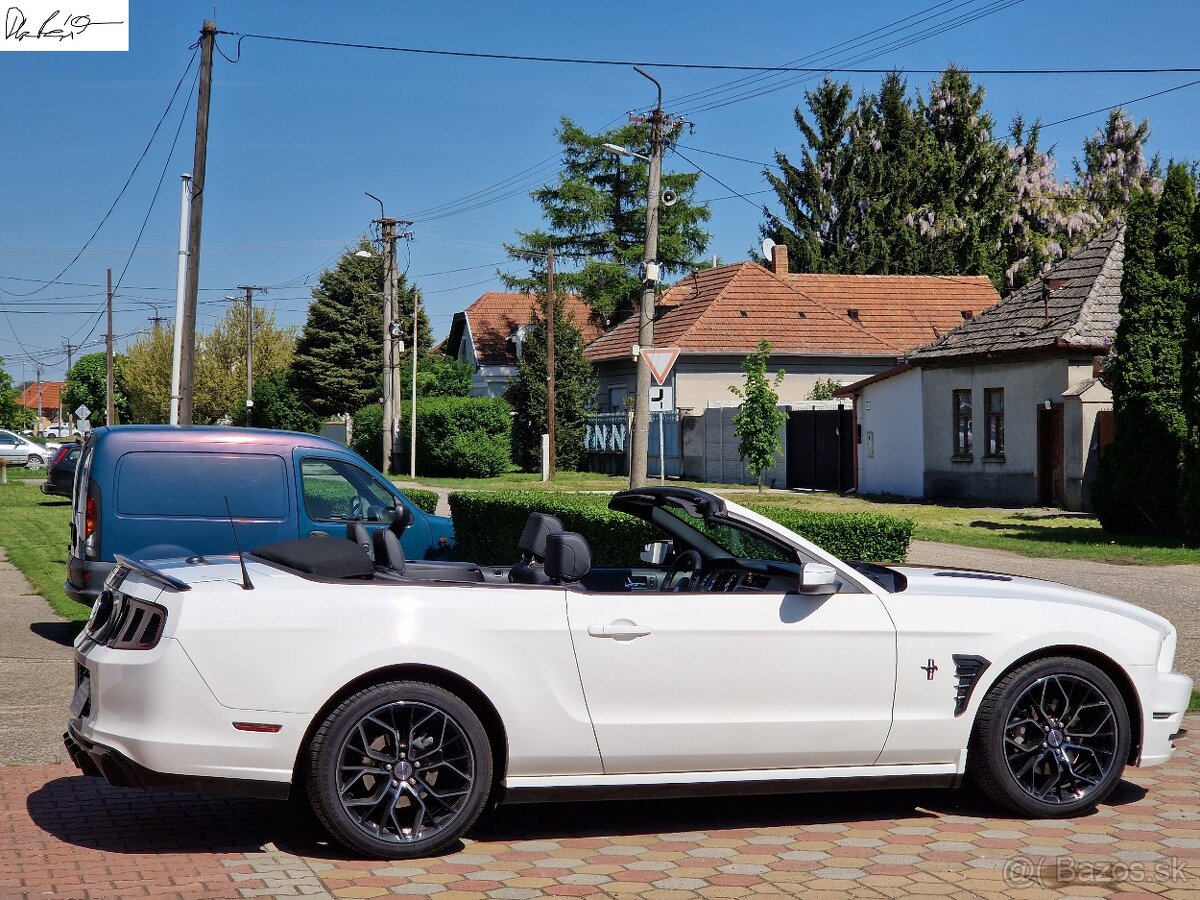 Mustang Facelift Convertible - 5