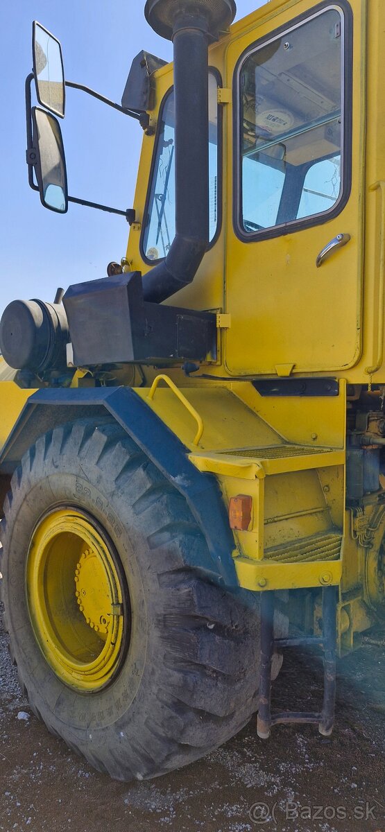 Dumper Komatsu 300 - 5