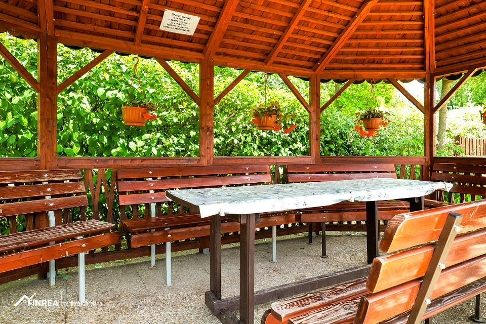 FINREA│ Zabehnutý apartmánový dom v areáli termálnych kúpeľo - 5