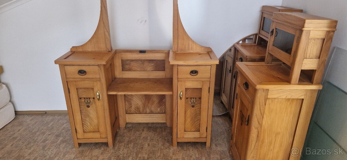 Starožitný dubový nábytok - 5