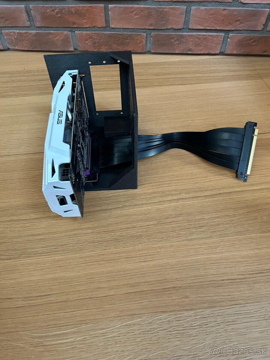 3d print stojan na GPU - 5