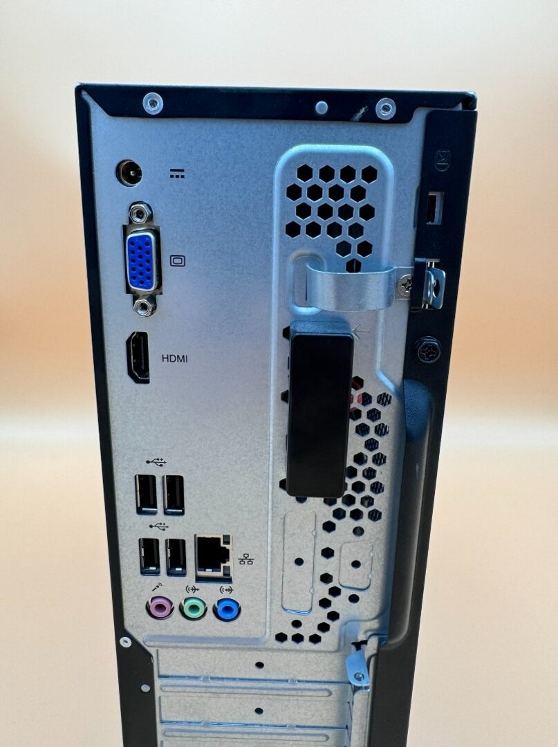 Počítač Acer.Intel Celeron J4005 2x2,00GHz.16gb ram.512SSD - 5