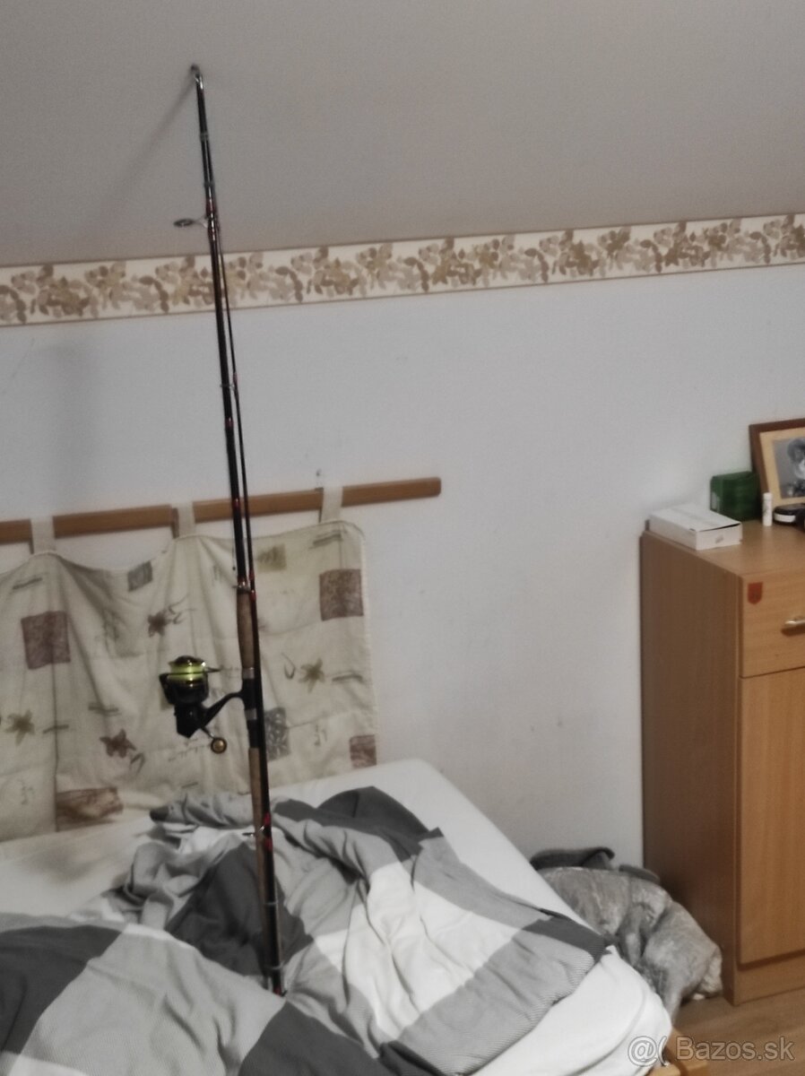 Rybársky prút dvojdielny a naviják - 5