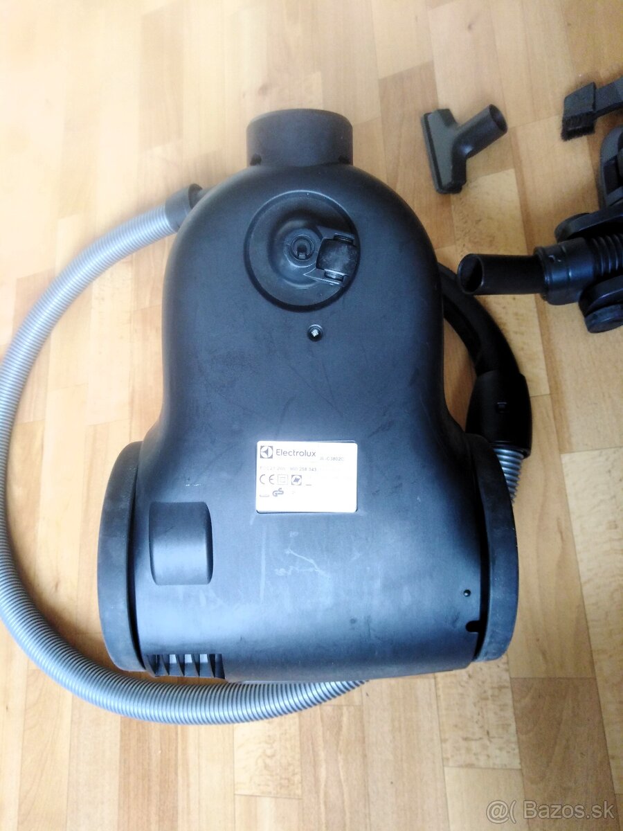 Bezvreckový vysávač Electrolux - 5