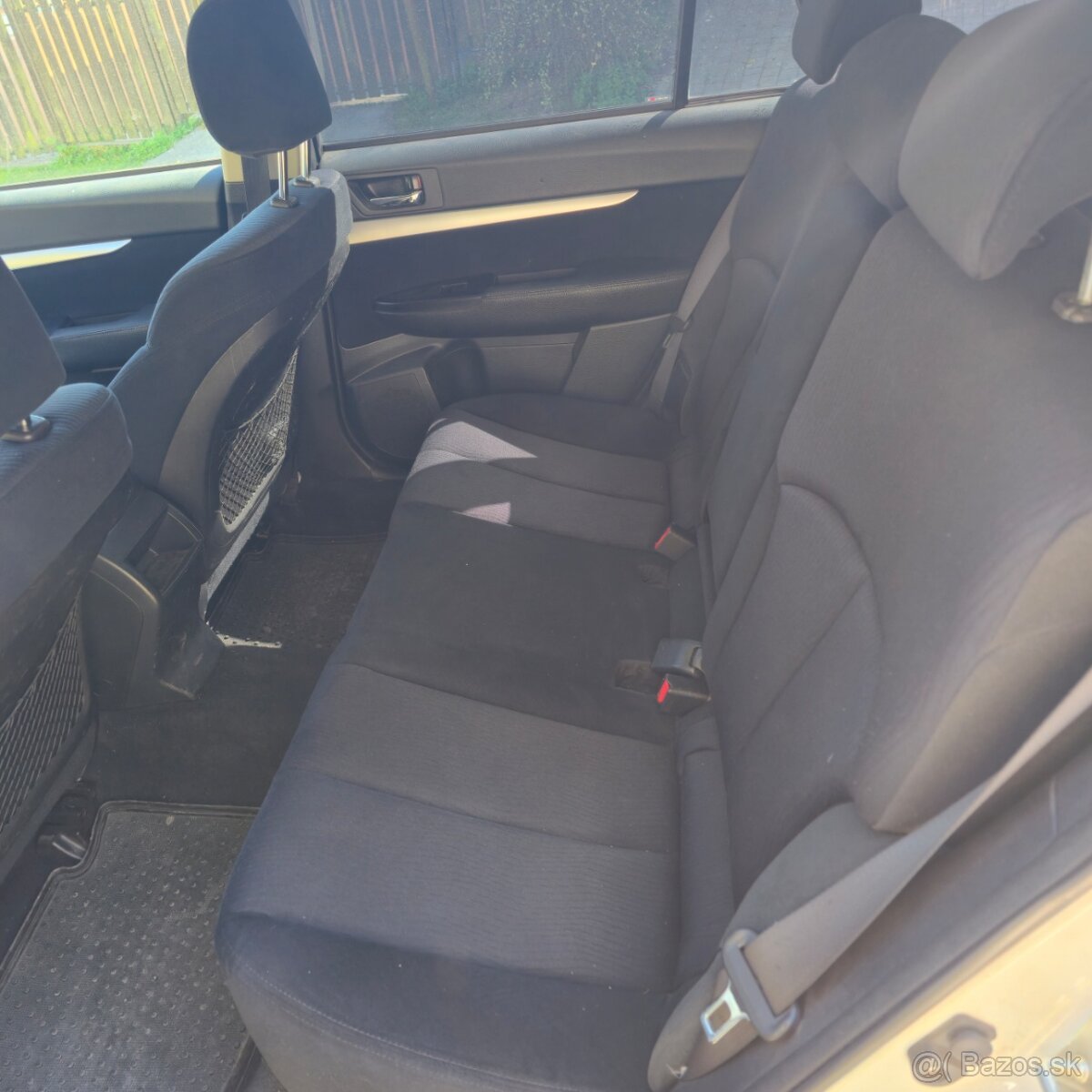 Predám Subaru outback 2.0D - 5