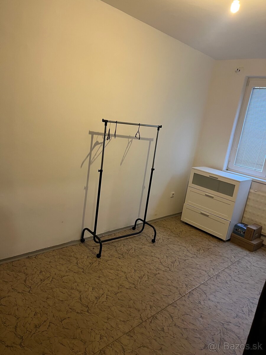 Na prenájom – 2-izbový byt za 400 € (vrátane energií) - 5