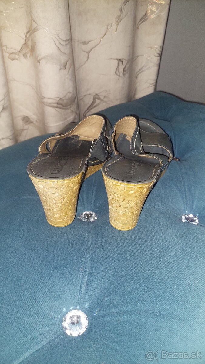 Slapky a poltopanky - 5