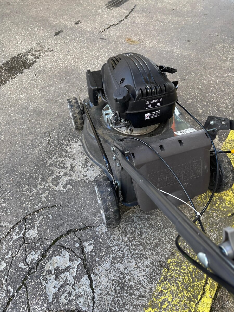 Predám benzínovú kosačku TEXAS RAZOR 4210TR - 5