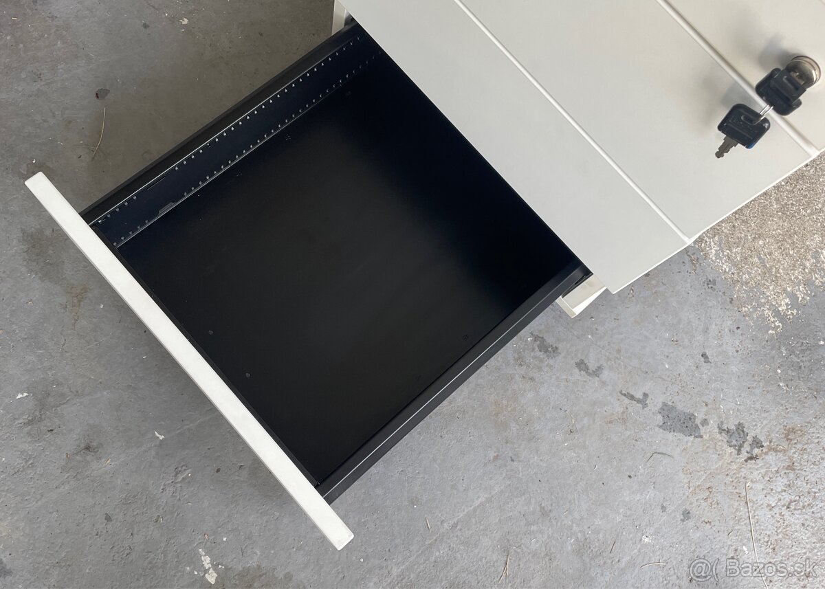 Skrinky/kontajnery Hermann Miller na kolieskach - 5