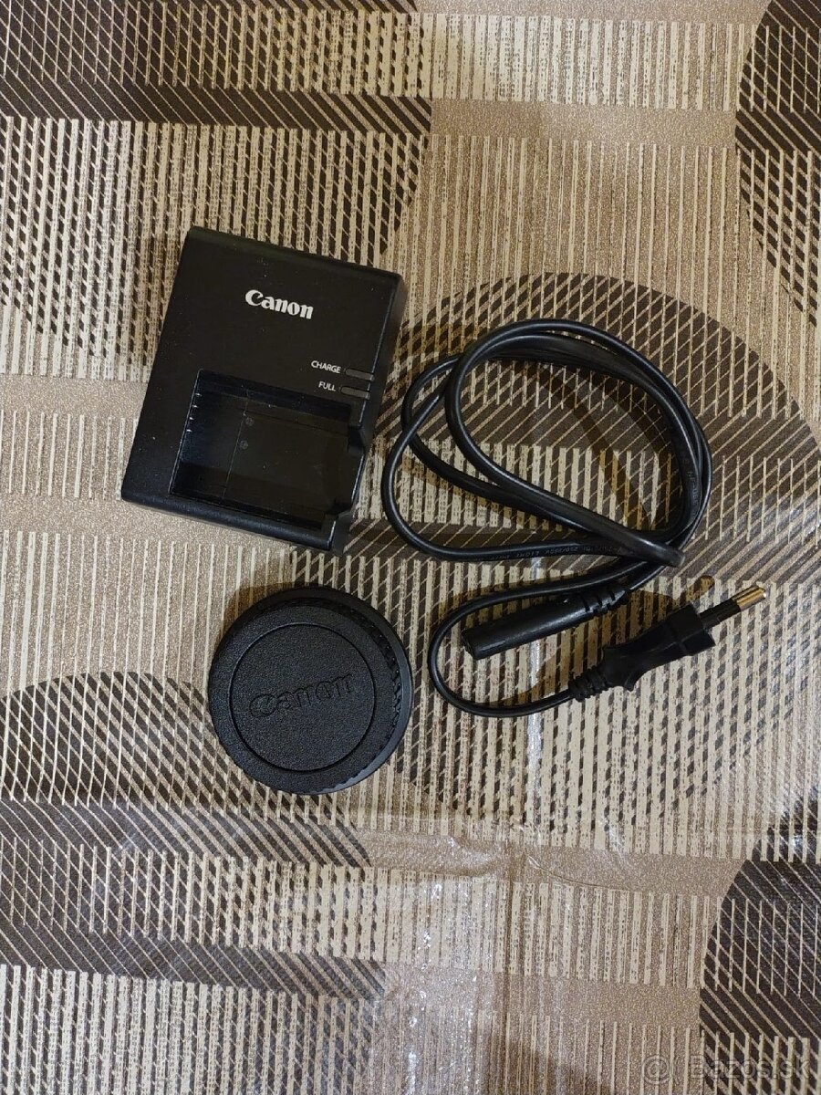 Zrkadlovka EOS 2000D - 5