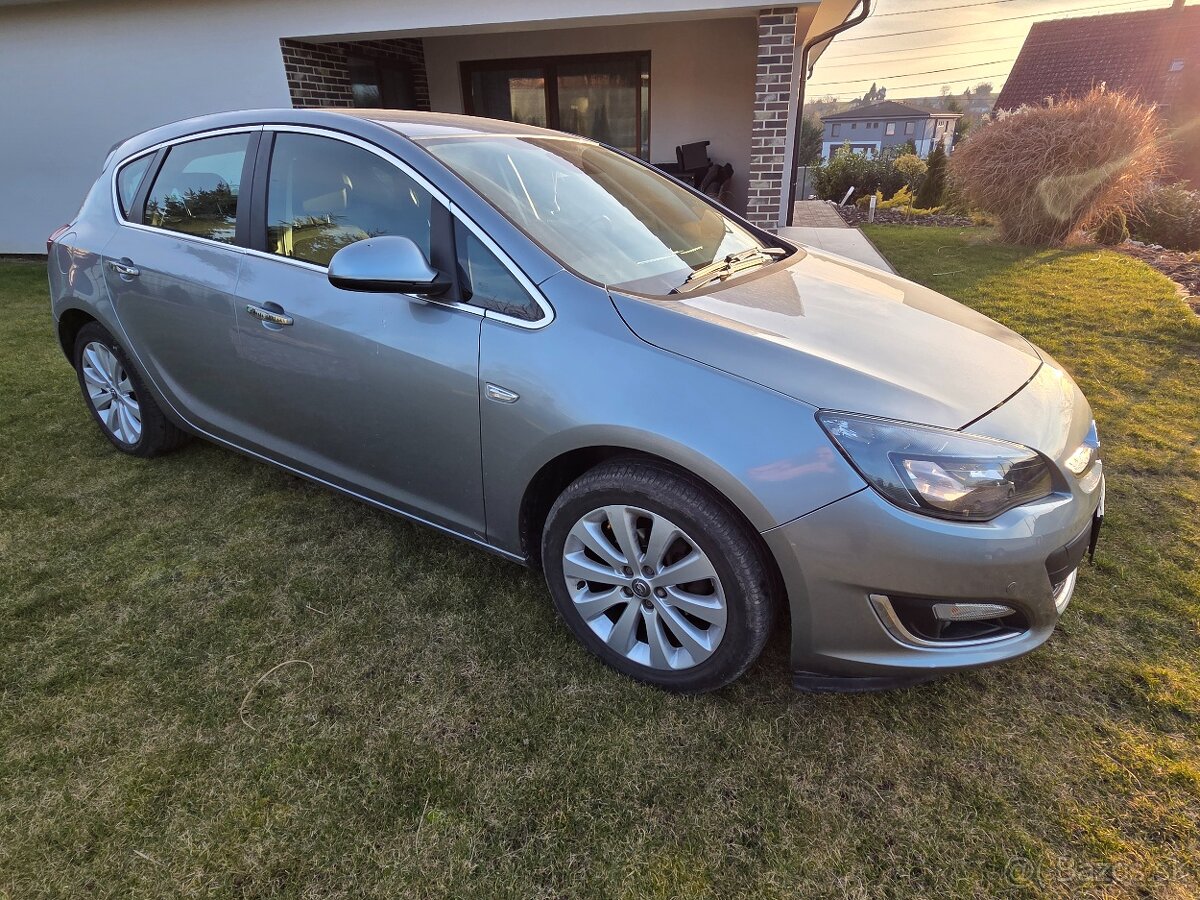 Astra J 1.4 benzín, 112000km - 5