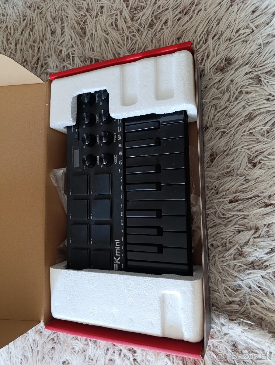 Akai mpk mini Mk3 black + záruka - 5