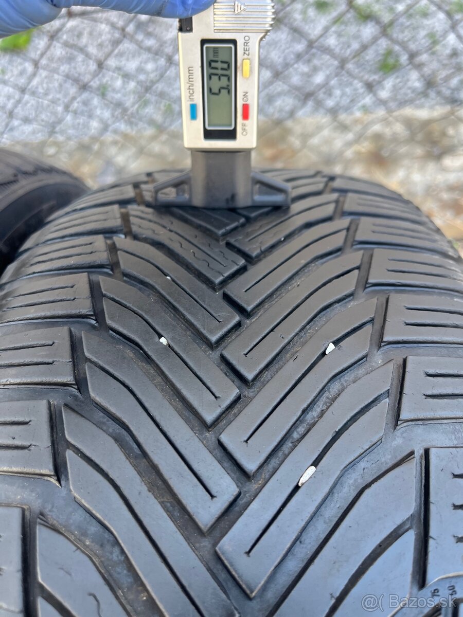 215/55 R17 Zimne Michelin 4ks - 5