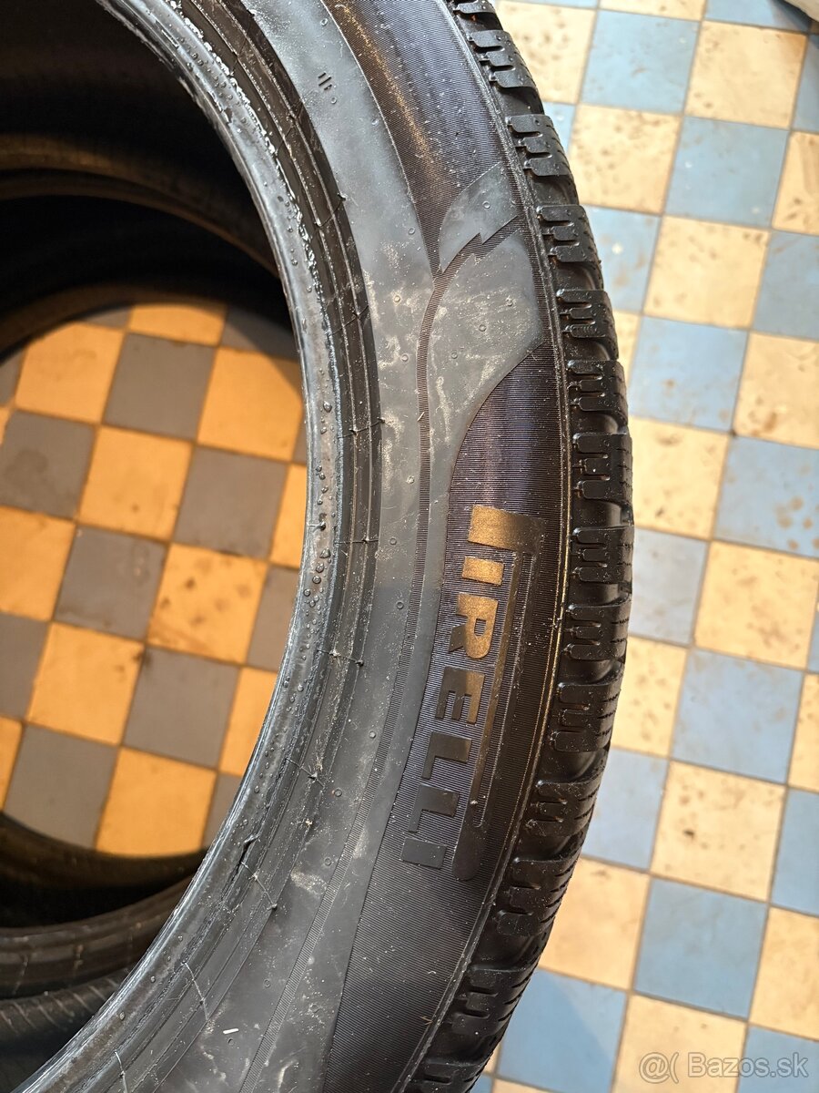 Pirelli 275/45 R21 zimné - 5