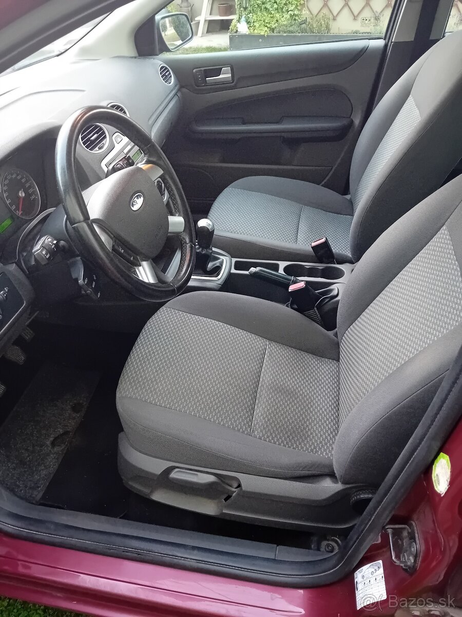 Predám Ford Focus MK2 1,6 TDCi 80KW - 5