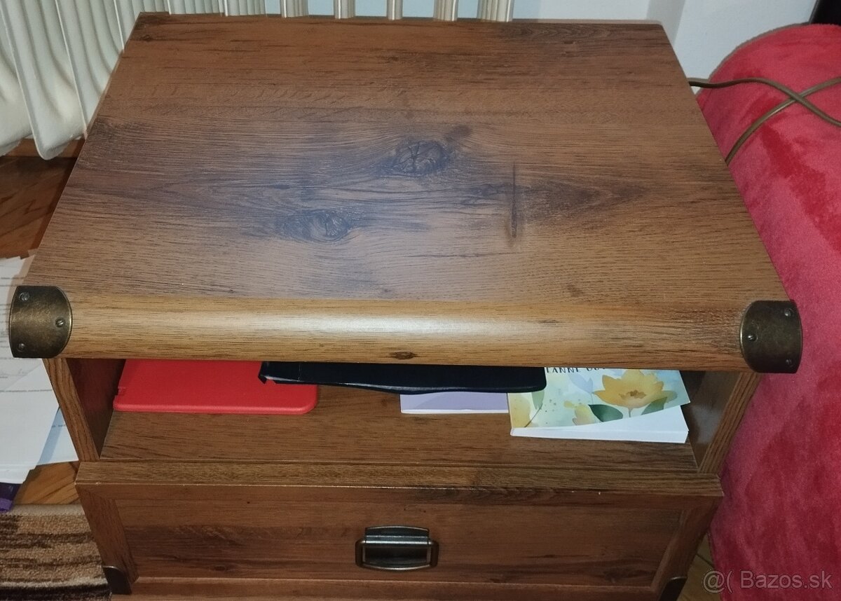 Postele, matrac, nočné stolíky - 5