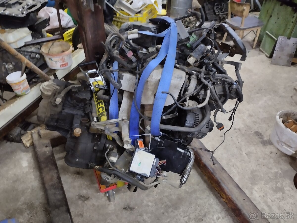 Rozpredám Opel Vectra v motor - 5