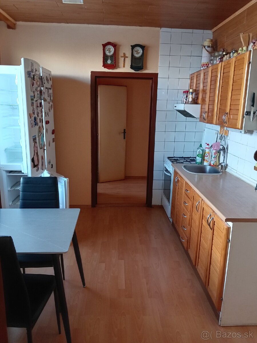 Predáme veľký 3i.byt 78m2 - 5