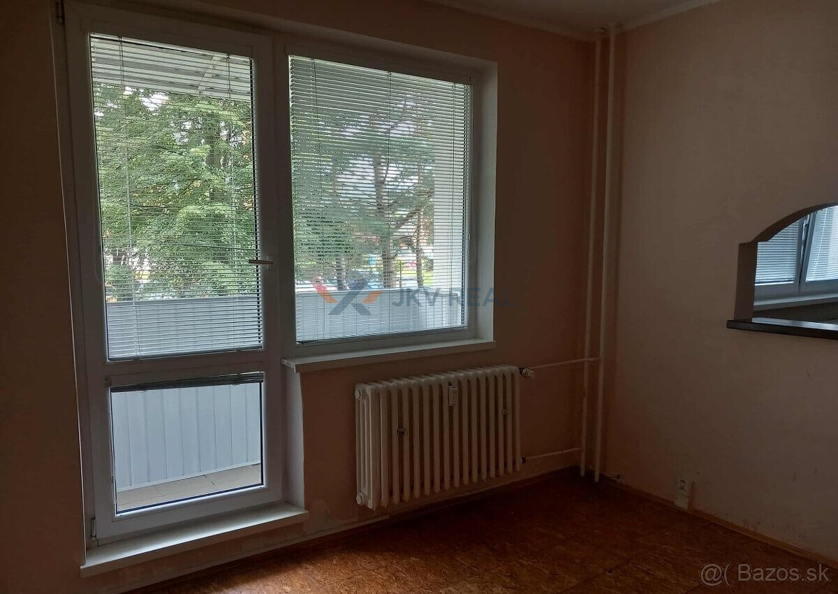 3 izbový byt s balkónom Sídlisko pod Sokolejom - 5