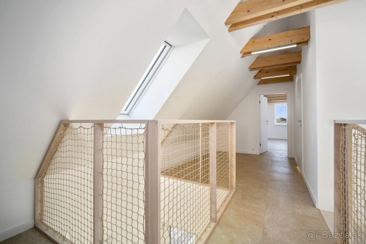 Na predaj novopostavený 4-izbový RD v obci Topoľnica. - 5