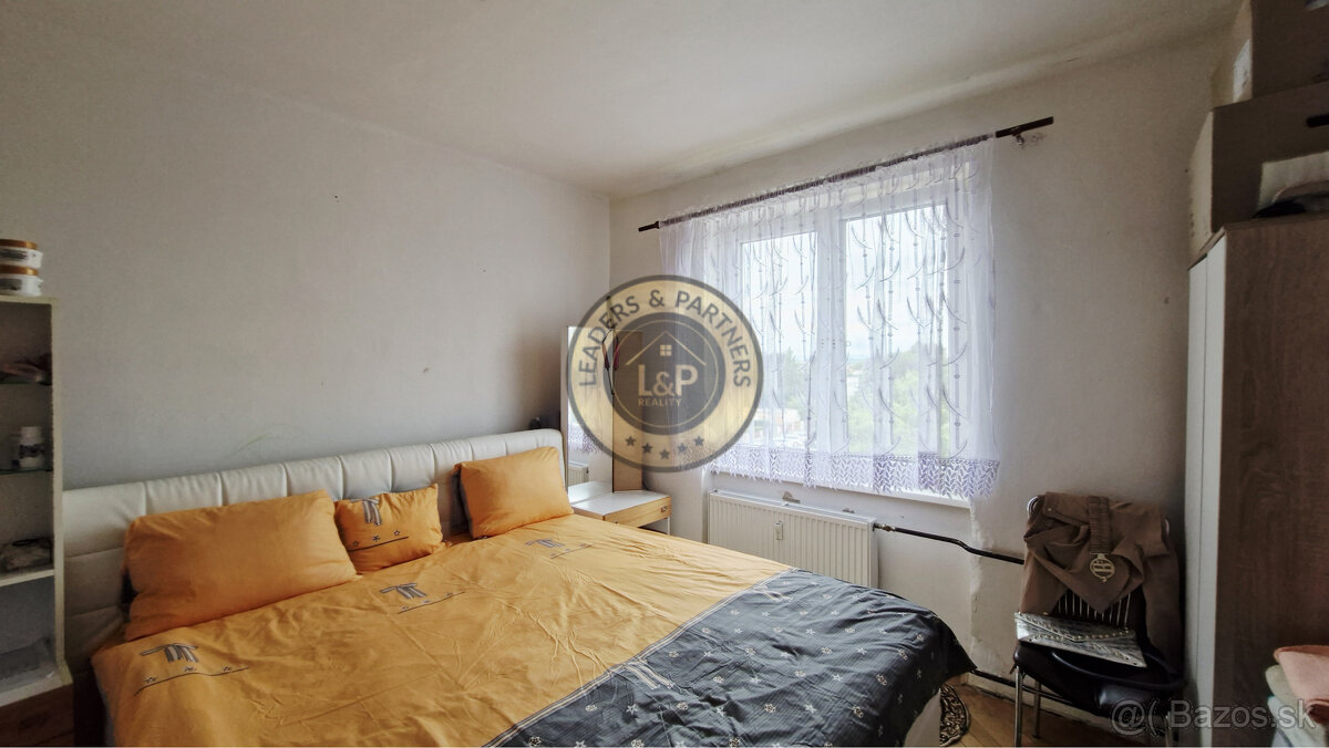 Na predaj 2 izbový tehlový byt v pôvodnom stave. Masaryková - 5