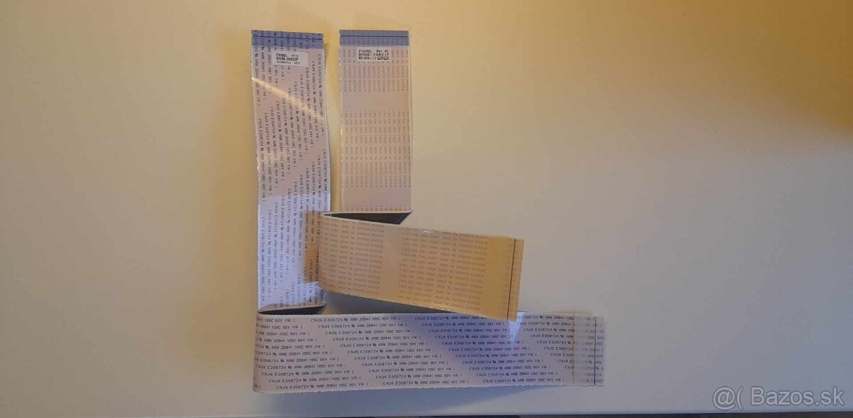 Náhradné diely na TV SAMSUNG UE55RU7172U - 5