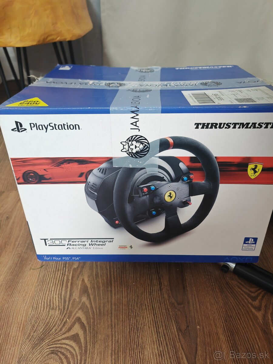 Thrustmaster T300 Ferrari 599XX Evo Alcantara - 5