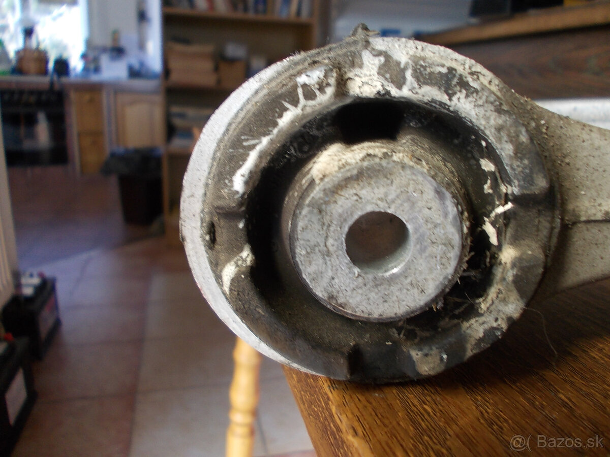 Predam rameno pred.Mercedes W221 - 5