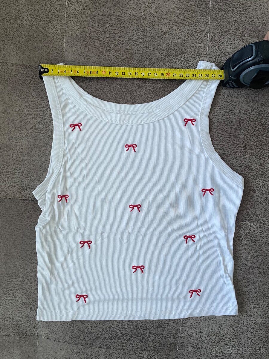 Crop top - biely s mašličkami - 5