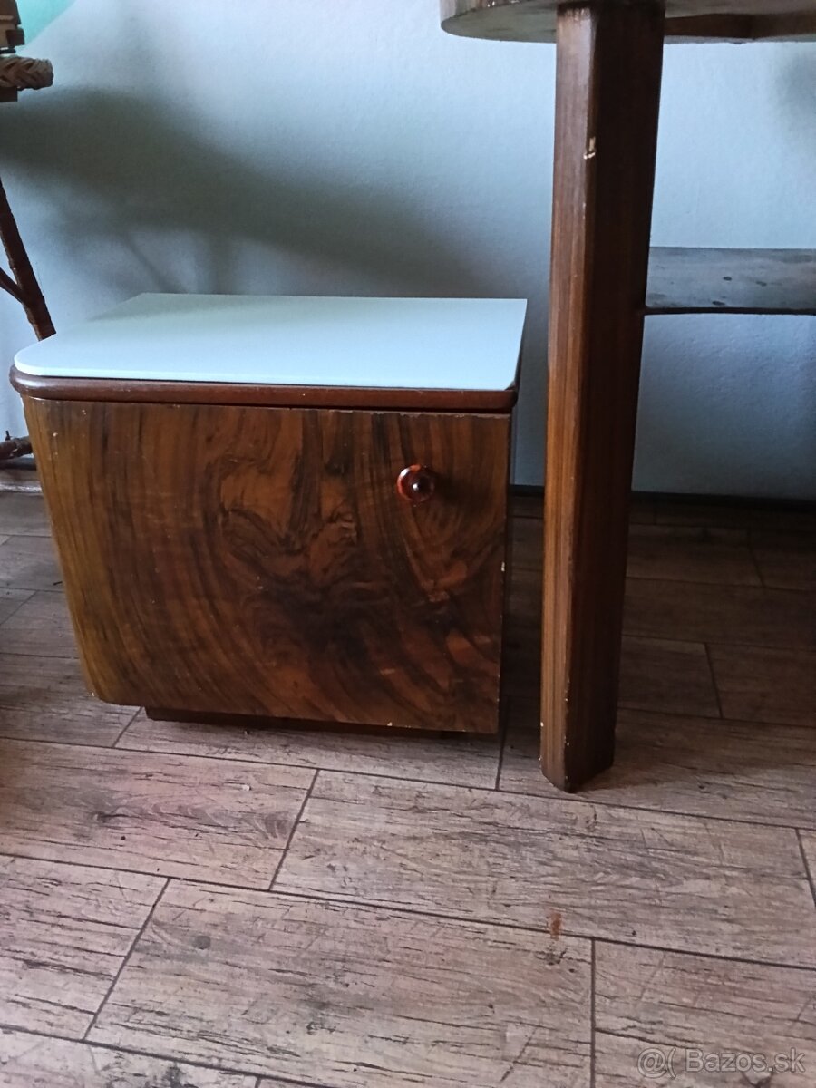 RETRO STOL A RETRO NOCNE STOLIKY - 5