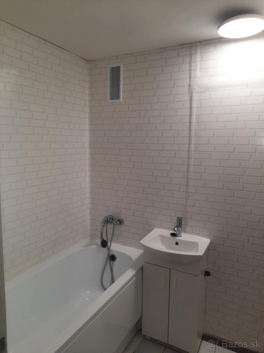 2 izbový byt Levice, Hviezdoslavova ulica - 5