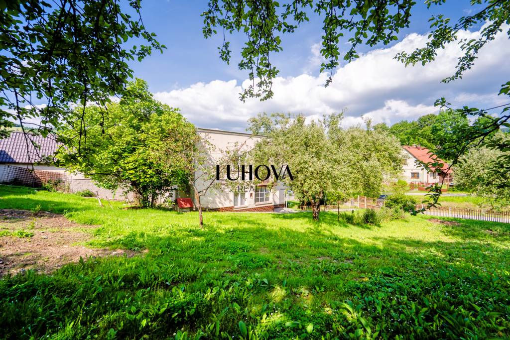 DOM v Zubáku s krásnym pozemkom - 5