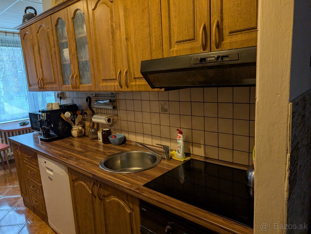 Kuchynská linka - 5