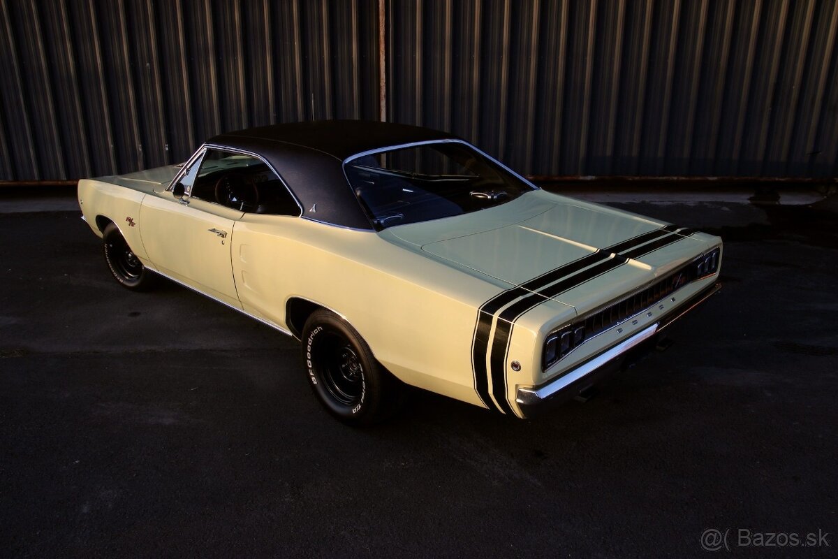 1968 Dodge Coronet R/T - 5