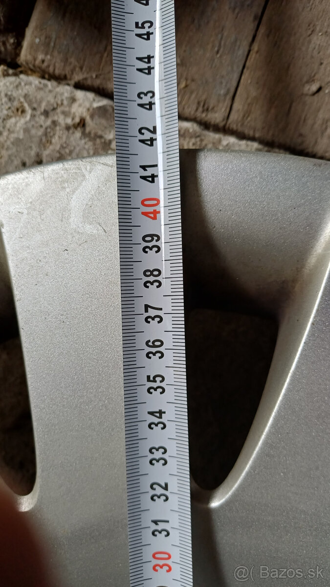 puklice na BMW.... 8ks SPOLU ...... - 5