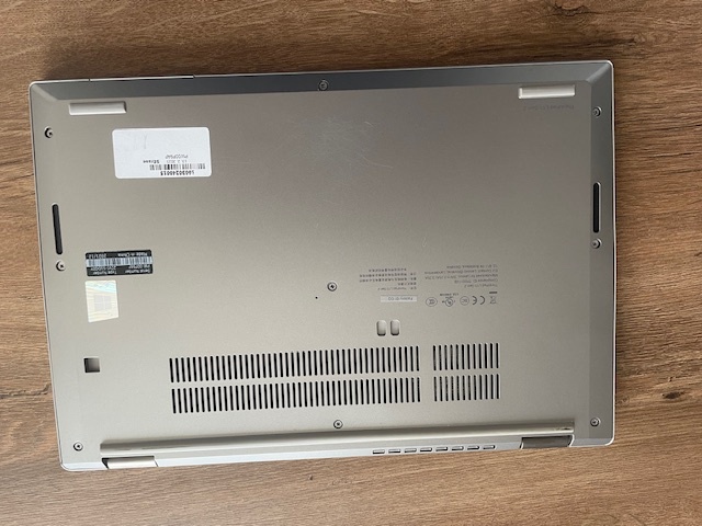 Perfektný Lenovo ThinkPad L 13 2 generácie - 5