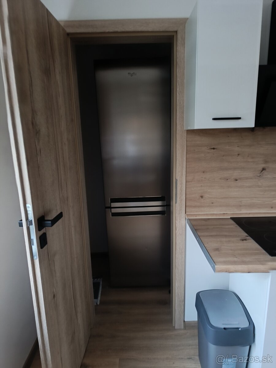 Moderný 3 izbový byt - prenájom - 5