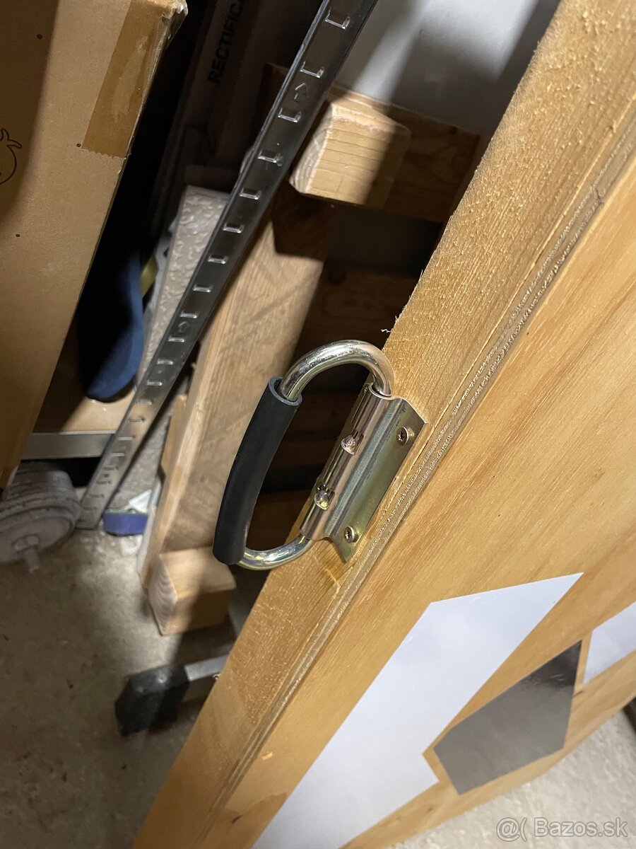 Predam rucne robeny cornhole - 5