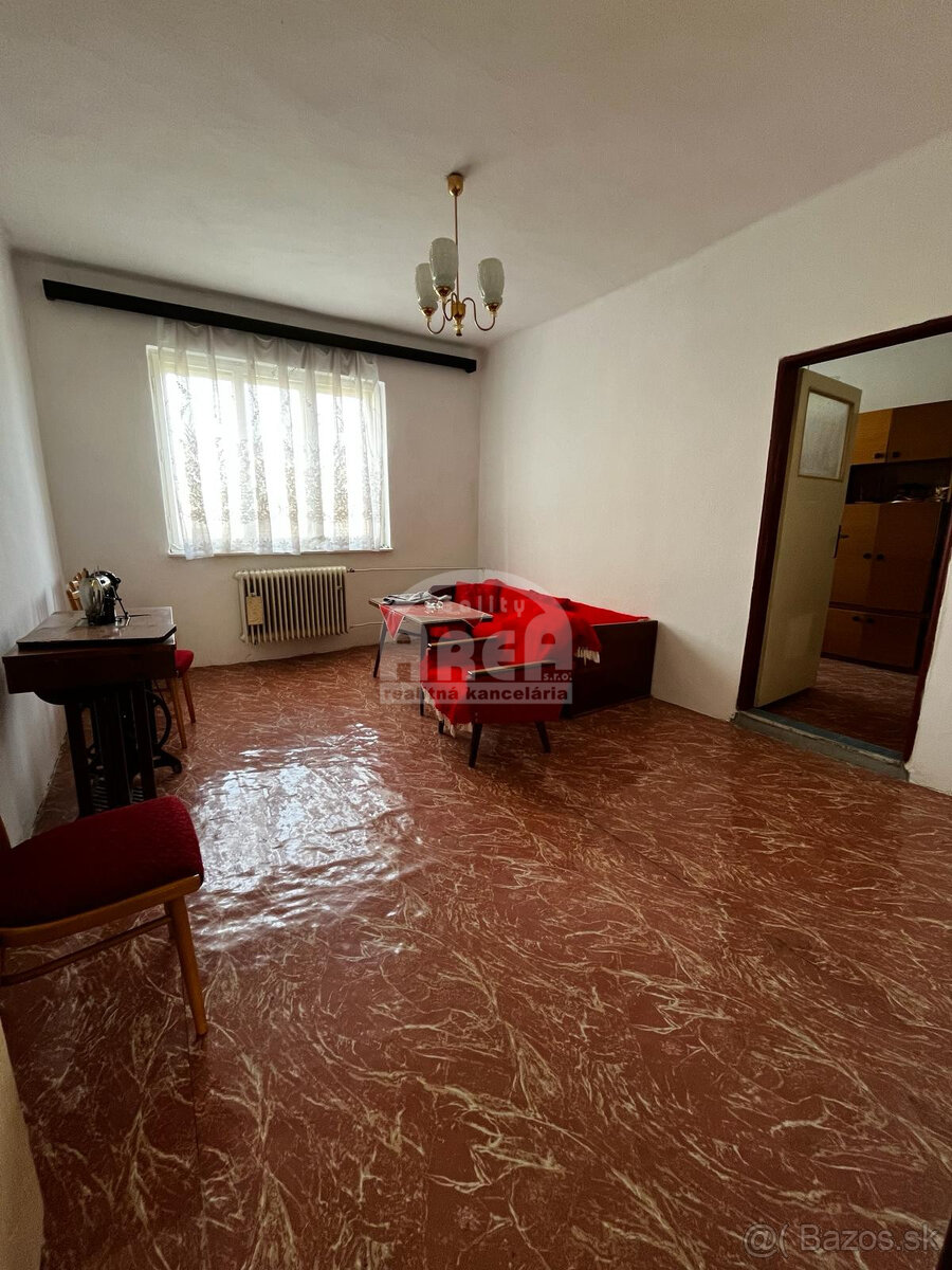 Dvojpodlažný rodinný dom v pokojnej lokalite Michaloviec - 5